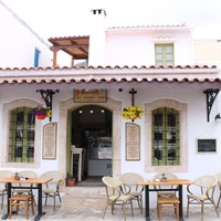 Бизнес-центр в Греции, 350 кв.м.