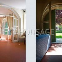 House in Italy, Arezzo, 450 sq.m.