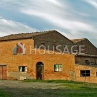 House in Italy, Siena, 2500 sq.m.