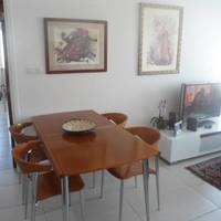 Бизнес-центр на Кипре, 1490 кв.м.