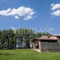 House in Italy, Arezzo, 1200 sq.m.