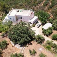 Бизнес-центр в Греции, 630 кв.м.