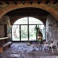 House in Italy, Arezzo, 625 sq.m.