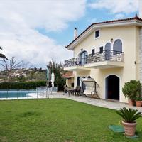 Villa in Greece, 200 sq.m.
