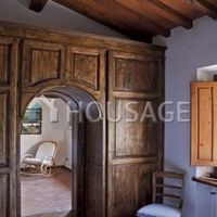 House in Italy, Florence, 500 sq.m.