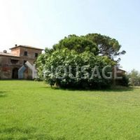 House in Italy, Arezzo, 750 sq.m.