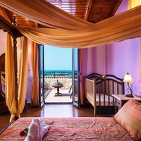 Бизнес-центр в Греции, 390 кв.м.