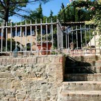 Дом в Италии, Сиена, 300 кв.м.