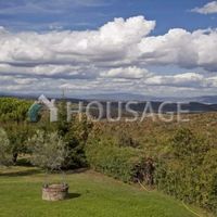 House in Italy, Siena, 600 sq.m.