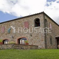 House in Italy, Siena, 600 sq.m.