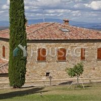 House in Italy, Siena, 600 sq.m.