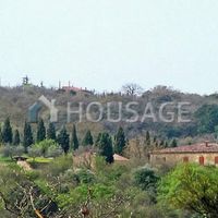 House in Italy, Siena, 600 sq.m.