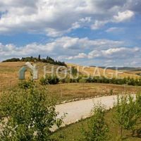 Дом в Италии, Сиена, 920 кв.м.