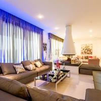 Вилла на Кипре, 900 кв.м.