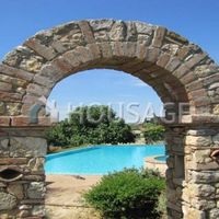 Дом в Италии, Сиена, 650 кв.м.