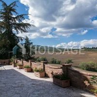 House in Italy, Siena, 750 sq.m.