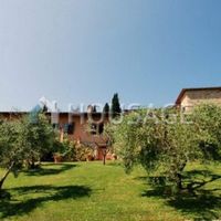 Дом в Италии, Сиена, 505 кв.м.