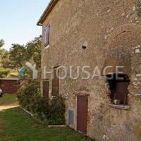 House in Italy, Siena, 360 sq.m.