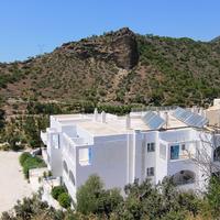 Отель (гостиница) в Греции, 3000 кв.м.