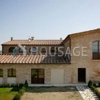 House in Italy, Siena, 900 sq.m.