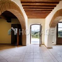 House in Italy, Siena, 900 sq.m.