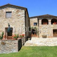 House in Italy, Siena, 480 sq.m.