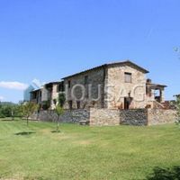 House in Italy, Siena, 480 sq.m.