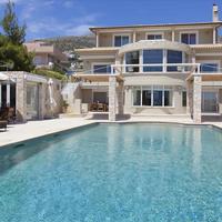 Villa in Greece, 820 sq.m.