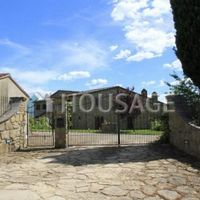House in Italy, Arezzo, 352 sq.m.