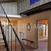 House in Italy, Florence, 196 sq.m.