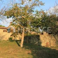 House in Italy, Arezzo, 500 sq.m.