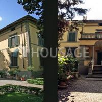 House in Italy, Florence, 1000 sq.m.