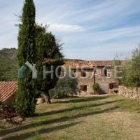 Дом в Италии, Ареццо, 700 кв.м.
