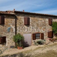 Дом в Италии, Ареццо, 700 кв.м.