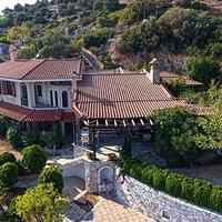 Villa in Greece, 410 sq.m.