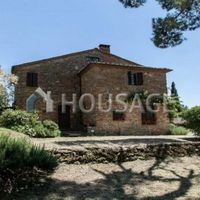 Дом в Италии, Ареццо, 970 кв.м.