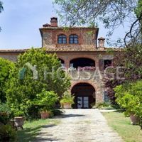 Дом в Италии, Ареццо, 600 кв.м.