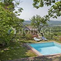 Дом в Италии, Сиена, 1300 кв.м.