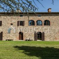 House in Italy, Toscana, Siena, 900 sq.m.