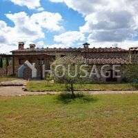 Дом в Италии, Ареццо, 307 кв.м.