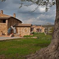 Дом в Италии, Сиена, 680 кв.м.
