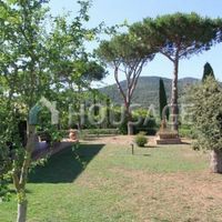 Villa in Italy, Grosseto, 450 sq.m.