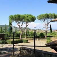 Villa in Italy, Grosseto, 450 sq.m.
