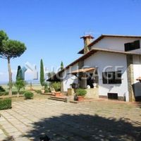Villa in Italy, Grosseto, 450 sq.m.