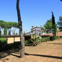 Villa in Italy, Grosseto, 450 sq.m.
