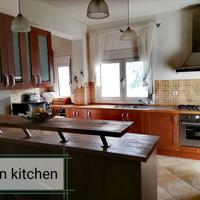 Бизнес-центр в Греции, 381 кв.м.