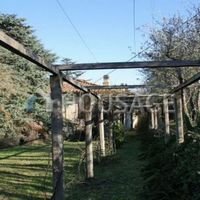 Villa in Italy, Arezzo, 550 sq.m.