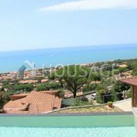 Villa in Italy, Grosseto, 140 sq.m.