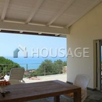 Villa in Italy, Grosseto, 140 sq.m.