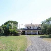 Villa in Italy, Grosseto, 180 sq.m.